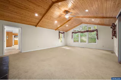41886 Deerhorn Rd, Springfield, OR 97478 - Photo 17