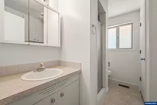 41886 Deerhorn Rd, Springfield, OR 97478 - Photo 25