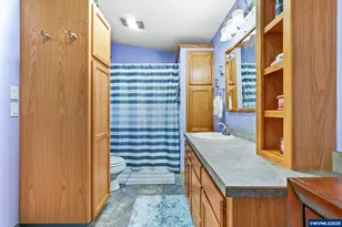 2247 Oregon Ct, Woodburn, OR 97071 - Photo 7