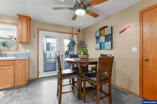 2247 Oregon Ct, Woodburn, OR 97071 - Photo 29