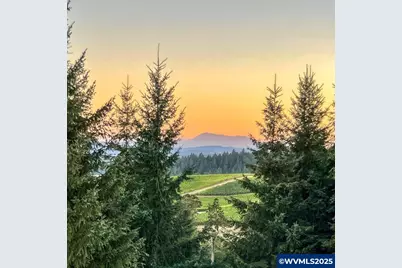 3945 Mistletoe Rd, Dallas, OR 97338 - Photo 35