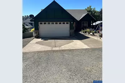 440 Spaulding Av, Brownsville, OR 97327 - Photo 1