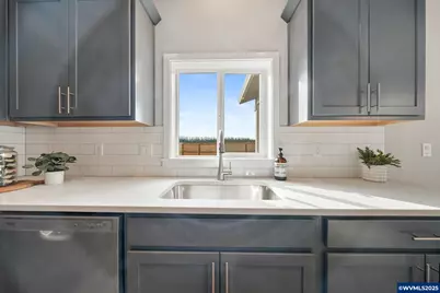 7063 Pinot Noir Dr, Corvallis, OR 97330 - Photo 9