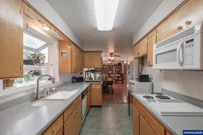 3614 31st Av NE, Salem, OR 97301 - Photo 17