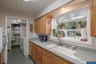 3614 31st Ave NE, Salem, OR 97301 - Photo 13