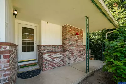 3295 Camellia Dr S, Salem, OR 97302 - Photo 5