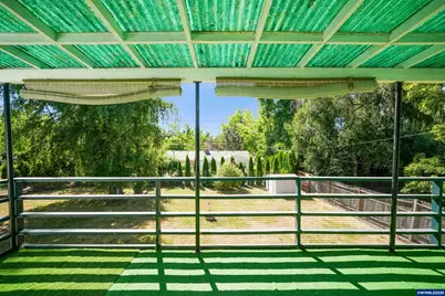 3295 Camellia Dr S, Salem, OR 97302 - Photo 37