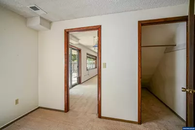 3295 Camellia Dr S, Salem, OR 97302 - Photo 31