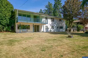 3295 Camellia Dr S, Salem, OR 97302 - Photo 43