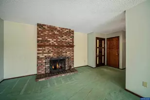 3295 Camellia Dr S, Salem, OR 97302 - Photo 9