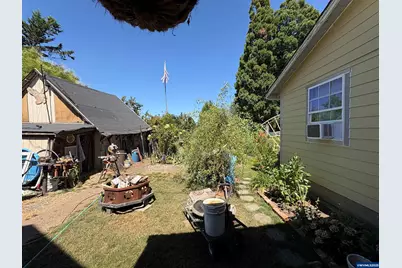 810 Taylor St, Mount Angel, OR 97362 - Photo 19