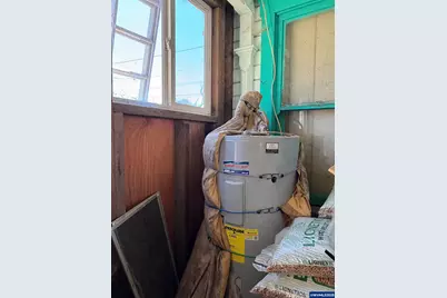 810 Taylor St, Mount Angel, OR 97362 - Photo 11