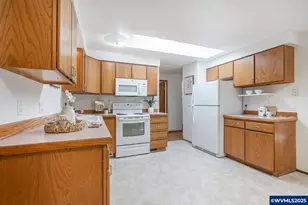 2661 NW Princess St, Corvallis, OR 97330 - Photo 9