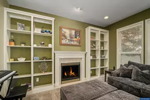 595 Harbourtown Ct SE, Salem, OR 97306 - Photo 17