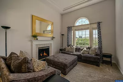 595 Harbourtown Ct SE, Salem, OR 97306 - Photo 9