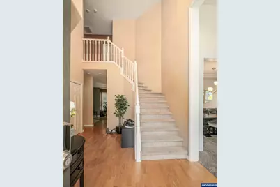 595 Harbourtown Ct SE, Salem, OR 97306 - Photo 5