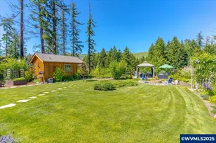 23757 Santiam Wy SE, Lyons, OR 97358 - Photo 31