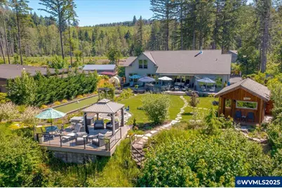 23757 Santiam Wy SE, Lyons, OR 97358 - Photo 5