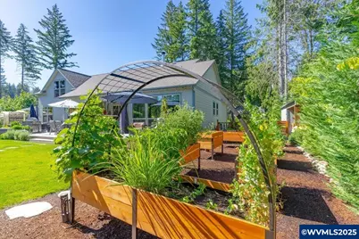 23757 Santiam Wy SE, Lyons, OR 97358 - Photo 45