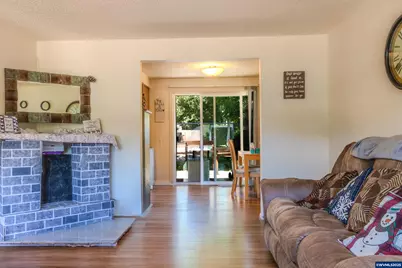 304 Boone Rd SE, Salem, OR 97306 - Photo 3