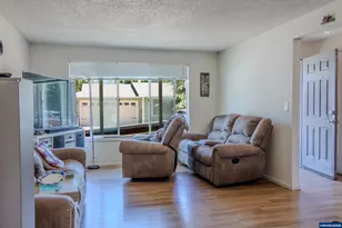 304 Boone Rd SE, Salem, OR 97306 - Photo 5