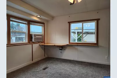 545 Warren St S #12, Monmouth, OR 97361 - Photo 21