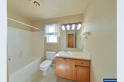 824 SE Bayshore Cir, Corvallis, OR 97333 - Photo 7