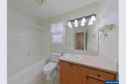 824 SE Bayshore Cir, Corvallis, OR 97333 - Photo 29