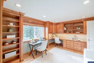 341 Maple Hill Dr NW, Salem, OR 97304 - Photo 13