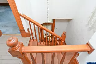 601 S Water St, Silverton, OR 97381 - Photo 27