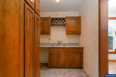 601 S Water St, Silverton, OR 97381 - Photo 19