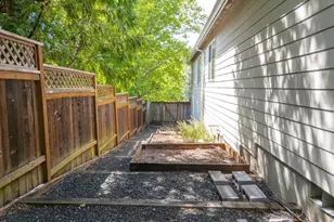 3423 NW Glenridge Dr, Corvallis, OR 97330 - Photo 45