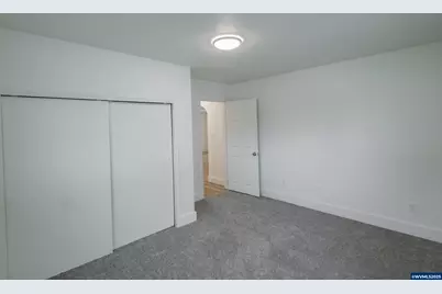 785 W B St, Lebanon, OR 97355 - Photo 31