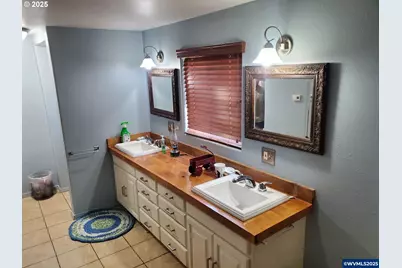 1006 Mountain View Rd Rd, Sweet Home, OR 97386 - Photo 25