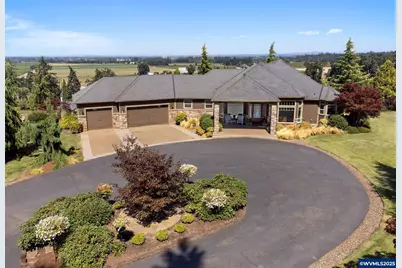 8438 Cascade Hwy NE, Silverton, OR 97381 - Photo 1