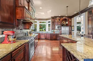 8438 Cascade Hwy Hwy NE, Silverton, OR 97381 - Photo 7