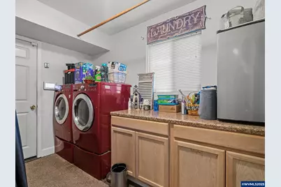1562 Beaver Ct SW, Albany, OR 97321 - Photo 13