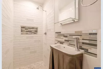 3530 NW Mariposa Dr, Albany, OR 97321 - Photo 15