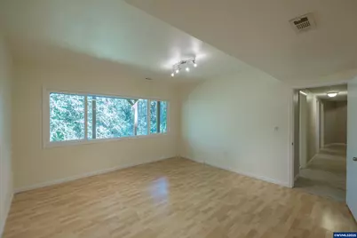 3530 NW Mariposa Dr, Albany, OR 97321 - Photo 29