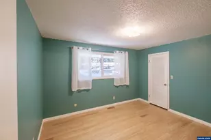 3530 NW Mariposa Dr, Albany, OR 97321 - Photo 17