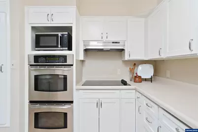 2630 Mountain View Dr S, Salem, OR 97302 - Photo 15