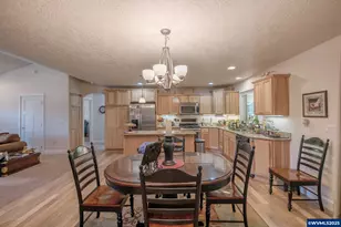 4913 Mimosa Cir, Sweet Home, OR 97386 - Photo 11