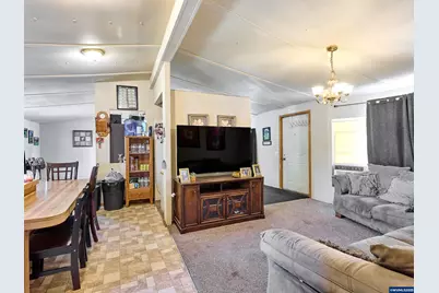 1632 Brown St, Woodburn, OR 97071 - Photo 15