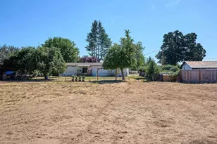 1632 Brown St, Woodburn, OR 97071 - Photo 13