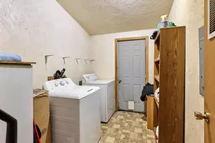 1632 Brown St, Woodburn, OR 97071 - Photo 21