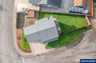 372 Pamela Ct, Jefferson, OR 97352 - Photo 35