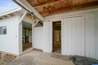 5422 Portland #55 Rd NE, Salem, OR 97305 - Photo 35