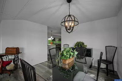 5422 Portland #55 Rd NE, Salem, OR 97305 - Photo 11