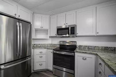 5422 Portland #55 Rd NE, Salem, OR 97305 - Photo 15