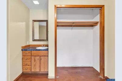 328 S 1st St, Mill City, OR 97360 - Photo 43